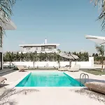 فيلة Sunshine نافبليو